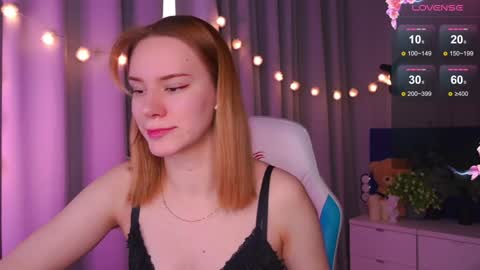 Snapshot of _ramona__ chatting on January 31, 2025, 9:37 am im Amy online show from January 31, 2025, 9:37 am