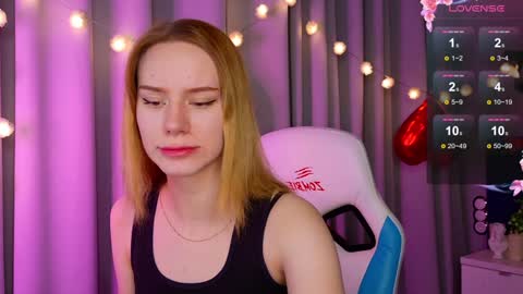 Snapshot of _ramona__ chatting on February 3, 2025, 5:51 am im Amy online show from February 3, 2025, 5:51 am