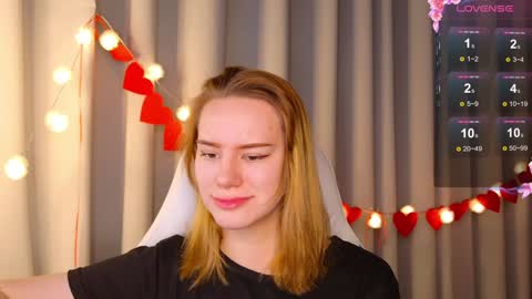 Snapshot of _ramona__ chatting on February 8, 2025, 6:12 am im Amy online show from February 8, 2025, 6:12 am