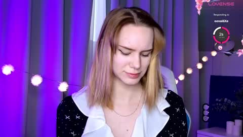 Snapshot of _ramona__ chatting on March 3, 2025, 6:15 am im Amy online show from March 3, 2025, 6:15 am