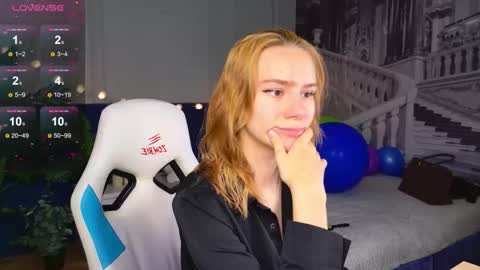 Snapshot of _ramona__ chatting on September 22, 2025, 6:04 am im Amy online show from September 22, 2025, 6:04 am