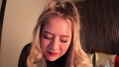 Snapshot of _rebecca1 chatting on January 15, 2025, 10:24 pm rebecca online show from January 15, 2025, 10:24 pm