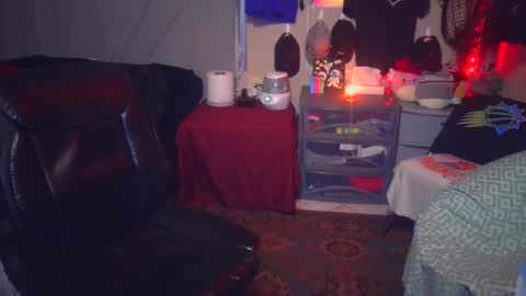 REDxxx online show from December 21, 2024, 1:58 am