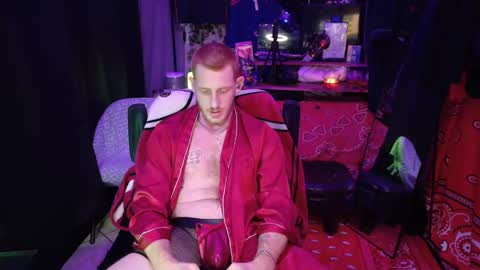 REDxxx online show from February 22, 2025, 1:57 pm