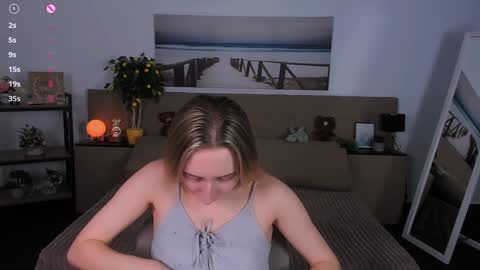 I am Rina online show from January 28, 2025, 1:05 pm