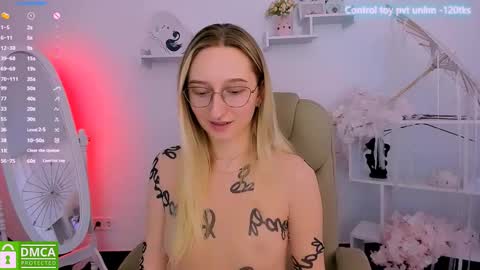 I am Rina online show from March 5, 2025, 7:05 am