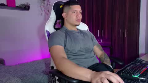 Snapshot of _robertobaggio chatting on September 12, 2025, 1:00 pm Roberto online show from September 12, 2025, 1:00 pm