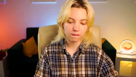 Snapshot of _rockstone_ chatting on February 7, 2025, 8:22 am Rock stone online show from February 7, 2025, 8:22 am