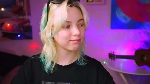 Snapshot of _rockstone_ chatting on February 17, 2025, 2:15 pm Rock stone online show from February 17, 2025, 2:15 pm