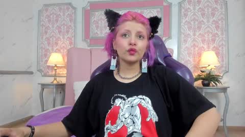 Snapshot of _saakuraa_ chatting on December 5, 2024, 8:11 pm 1430 2100 -5 online show from December 5, 2024, 8:11 pm