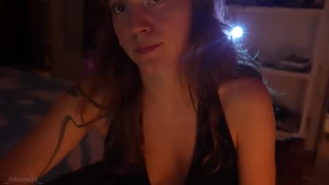 Lia online show from September 10, 2025, 6:52 pm