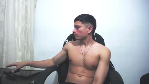 Juan Pablo-independent model online show from February 20, 2025, 3:34 am