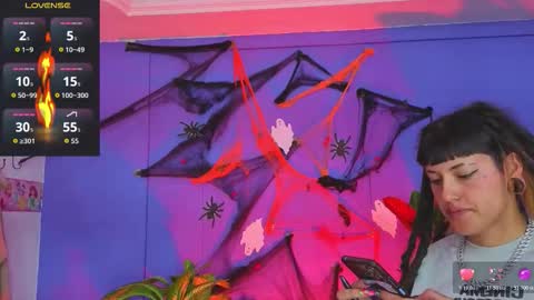 Snapshot of _sharlotte777 chatting on October 29, 2025, 2:52 pm _sharlotte777 online show from October 29, 2025, 2:52 pm