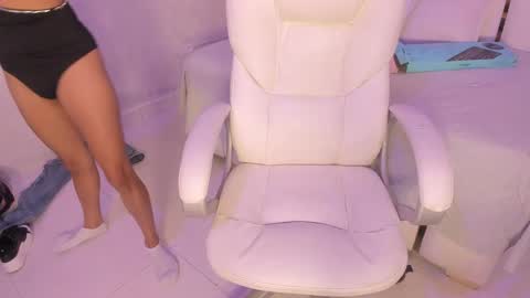 Rousse  online show from March 9, 2025, 5:39 pm