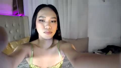 Snapshot of _ursweetapple_ chatting on December 10, 2024, 7:11 pm MS. apple online show from December 10, 2024, 7:11 pm