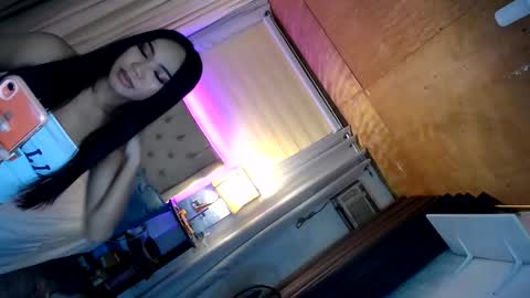 Snapshot of _ursweetapple_ chatting on January 17, 2025, 3:45 am MS. apple online show from January 17, 2025, 3:45 am