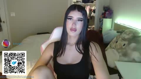 _valentina_rose_25 online show from March 12, 2025, 12:53 am