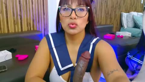 Snapshot of _veronicadeleon_ chatting on September 13, 2025, 1:55 pm Veronica online show from September 13, 2025, 1:55 pm