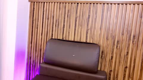 Snapshot of _veronicadeleon_ chatting on September 28, 2025, 1:16 pm Veronica online show from September 28, 2025, 1:16 pm