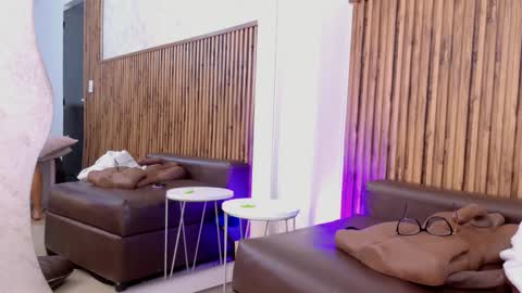 Snapshot of _veronicadeleon_ chatting on October 24, 2025, 11:50 am Veronica online show from October 24, 2025, 11:50 am