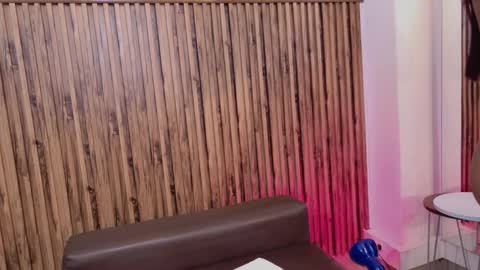 Snapshot of _veronicadeleon_ chatting on November 6, 2025, 11:55 am Veronica online show from November 6, 2025, 11:55 am