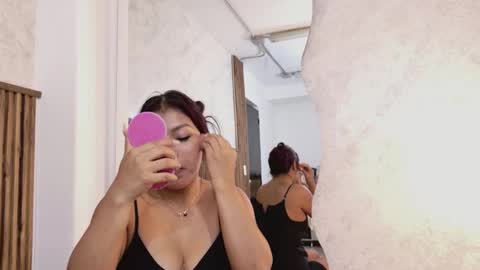 Snapshot of _veronicadeleon_ chatting on November 30, 2025, 1:04 pm Veronica online show from November 30, 2025, 1:04 pm