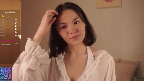Snapshot of _vi_vi_ chatting on February 21, 2025, 6:04 pm Viola online show from February 21, 2025, 6:04 pm