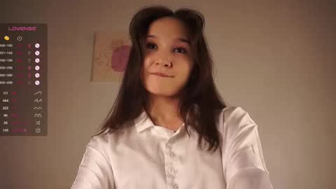 Snapshot of _vi_vi_ chatting on February 26, 2025, 3:08 pm Viola online show from February 26, 2025, 3:08 pm