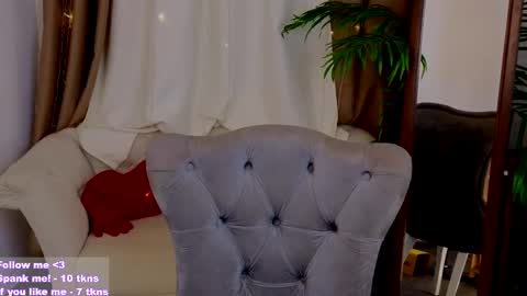 Violet online show from February 20, 2025, 8:58 pm