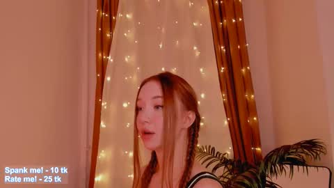 Violet online show from October 23, 2025, 2:55 am