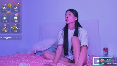 Snapshot of _violetadulce chatting on February 5, 2025, 1:37 am Violeta online show from February 5, 2025, 1:37 am