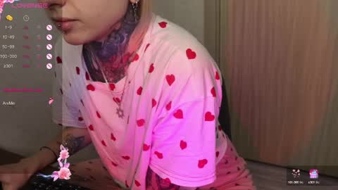 Snapshot of _viv1an_ chatting on January 13, 2025, 4:41 pm Alis online show from January 13, 2025, 4:41 pm