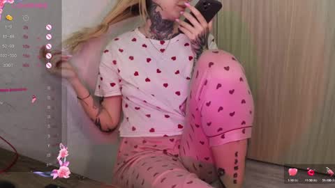 Snapshot of _viv1an_ chatting on January 14, 2025, 5:34 pm Alis online show from January 14, 2025, 5:34 pm