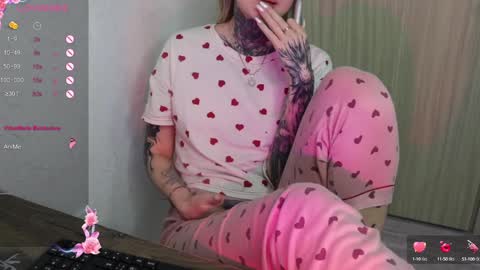 Snapshot of _viv1an_ chatting on February 3, 2025, 6:34 am Alis online show from February 3, 2025, 6:34 am