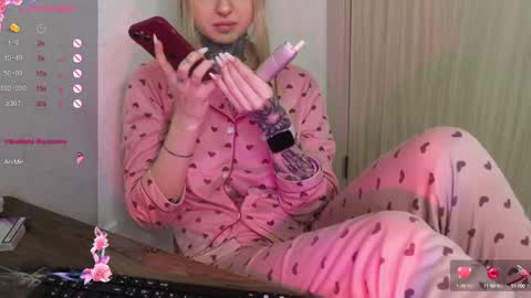 Snapshot of _viv1an_ chatting on February 7, 2025, 1:01 pm Alis online show from February 7, 2025, 1:01 pm