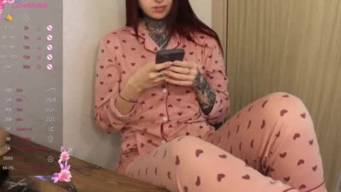 Snapshot of _viv1an_ chatting on March 9, 2025, 5:11 am Alis online show from March 9, 2025, 5:11 am