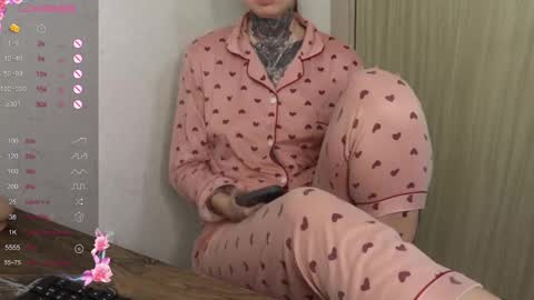 Snapshot of _viv1an_ chatting on March 10, 2025, 2:39 am Alis online show from March 10, 2025, 2:39 am