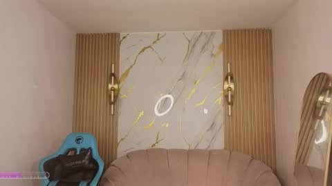 Snapshot of _wendy_b chatting on November 9, 2025, 12:36 pm wendy online show from November 9, 2025, 12:36 pm