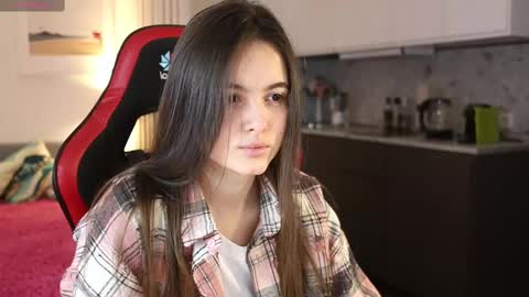 Snapshot of _whoareu_ chatting on March 9, 2025, 10:30 am Kristina online show from March 9, 2025, 10:30 am