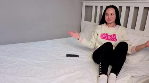 Snapshot of _wild_fox1_ chatting on November 7, 2025, 8:25 am _wild_fox1_ online show from November 7, 2025, 8:25 am