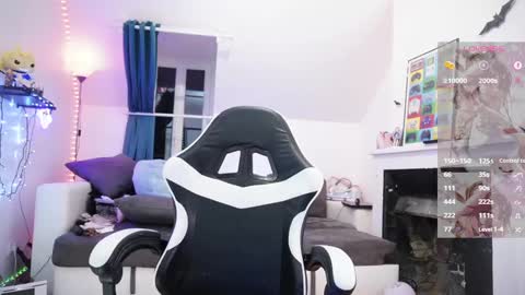 Snapshot of _yummy_girl_ chatting on February 10, 2025, 7:38 pm Polly online show from February 10, 2025, 7:38 pm