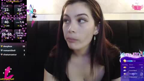 Yuyi online show from February 27, 2025, 6:09 pm