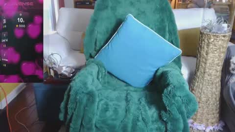 A1wifeslut4u online show from December 15, 2024, 2:37 pm