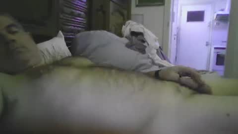 Snapshot of a203530 chatting on December 16, 2025, 11:48 am a203530 online show from December 16, 2025, 11:48 am