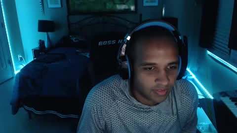 a4orce online show from December 3, 2024, 2:25 am