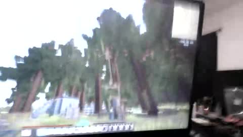 A Bored Dragon online show from December 18, 2025, 6:52 am