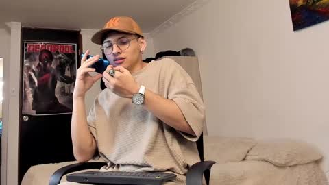 alejo online show from December 25, 2024, 12:48 am