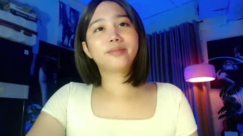 Lovely Yana  online show from September 24, 2025, 6:17 am