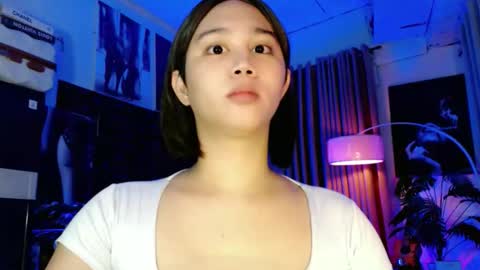 Lovely Yana  online show from October 3, 2025, 8:00 am