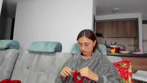 A Sexy Couple online show from December 6, 2024, 11:36 pm